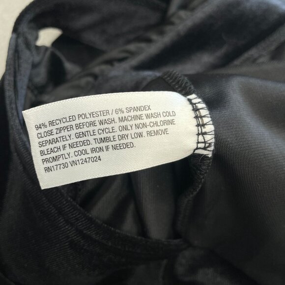 NEW - A New Day Black Velvet Halter High neck  Jumpsuit Size L h1769 - Picture 9 of 10